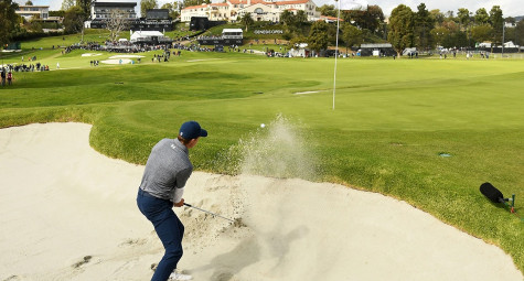 Hố golf twin bunker khiến golf pro ‘chật vật’ trên Tour