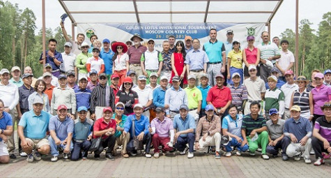 Đến Nga và dự "Goldden Lotus Golf Tournament"
