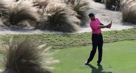 Tiger Woods chính thức quay trở lại "đấu trường" golf