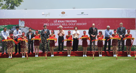 Sân golf "Twin green" đầu tiên tại Châu Á do Nicklaus thiết kế chính thức khai trương