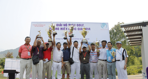 Andrew Hùng Phạm vô địch giải golf Trung niên quốc gia