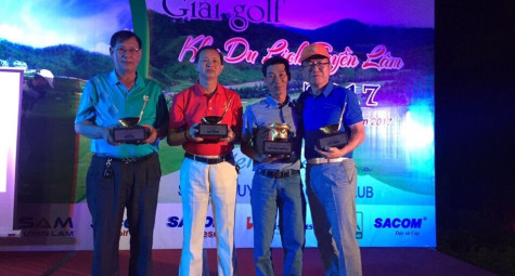 Golfer Đinh Duy Cường vô địch giải Khu Du lịch Tuyền Lâm 2017