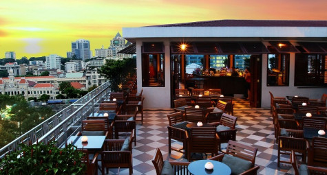 Một Saigon Saigon Bar đích thực lãng mạn