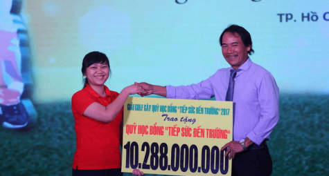 Hơn 10 tỷ đồng được “tiếp sức đến trường”