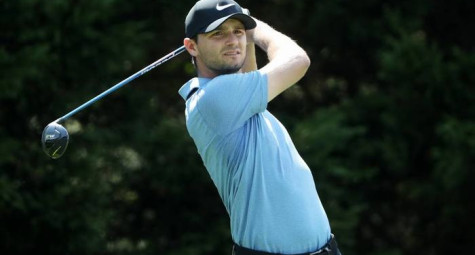  Kyle Stanley đánh 64 gậy, dẫn đầu vòng 1 Tour Championship