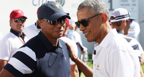 Tổng thống Obama có vòng golf cùng Tiger Woods và ngôi sao bóng rổ Michael Jordan