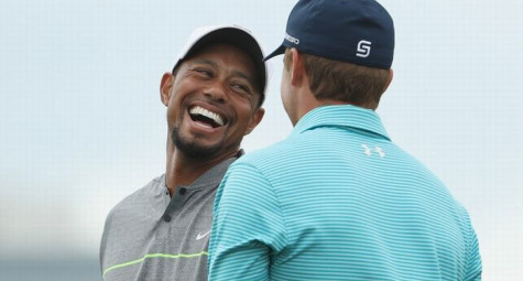 Tiger Woods thi đấu cùng nhóm với Jordan Spieth tại Valspar Championship