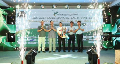 200 triệu đồng từ thiện từ giải Golf Bông Lúa Vàng 2018