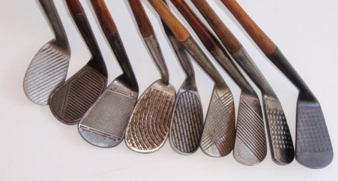 Bóng và gậy golf cổ