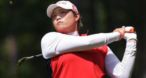 Vòng 3 U.S. Women's Open: Đánh 27 hố trong 1 ngày thi đấu, Ariya Jutanugarn vẫn chiếm lĩnh ngôi đầu