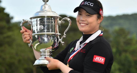 Bị san bằng 7 gậy dẫn, Ariya Jutanugarn vẫn vô địch U.S. Women's Open nhờ thắng Hyo-Joo Kim ở hố playoff