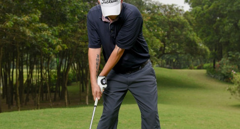 Vị trí tay khi downswing và impact