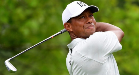 PGA Championship 2018: Tiger Woods ghi 3 birdie sau 7 hố trước khi vòng 2 bị hoãn do thời tiết