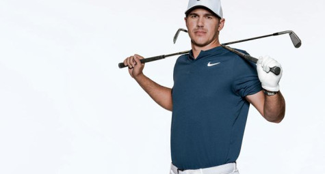 Đánh gậy sắt uy lực như Brooks Koepka