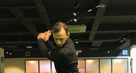 Bài tập chuyển trọng tâm khi swing