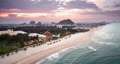 Con vui chơi, bố mẹ thảnh thơi tại Centara Sandy Beach Resort Đà Nẵng