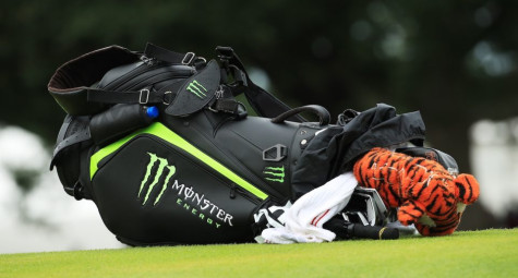 Bộ gậy đồng hành cùng Tiger Woods tại ZOZO Championship 2019