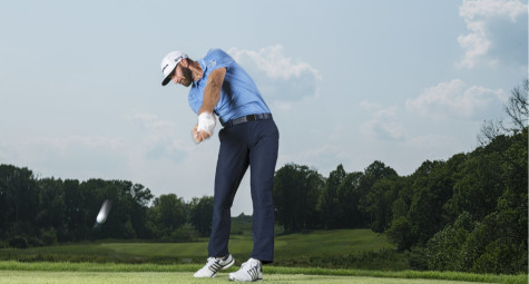 Swing không gậy như Dustin Johnson