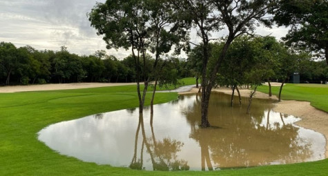 Vòng 1 Mayakoba Golf Classic tạm hoãn do thời tiết xấu