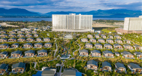 Bãi Dài Cam Ranh tỏa sáng với 2 resort 5 sao mới khai trương 