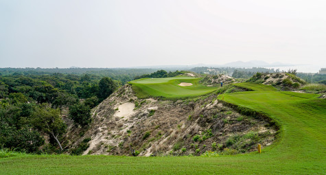 Hole of the month: The Bluffs Ho Tram Strip Hole #4th