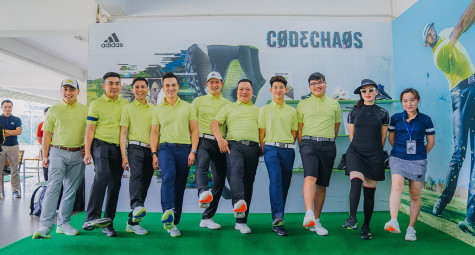 Những chủ nhân đầu tiên sở hữu ”vũ khí” mới làng golf CODECHAOS