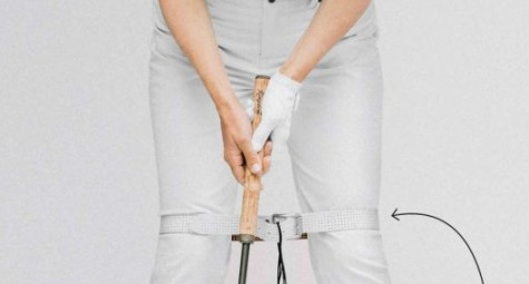 Putt chính xác hơn chỉ với một chiếc thắt lưng