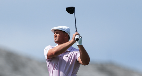 Bryson DeChambeau phát bóng xa 423 yard