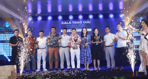 Andrew Hùng Phạm vô địch giải Golf THIET THACH