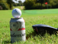 Có nên uống bia khi chơi golf?