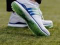 adidas ra mắt mẫu giày TOUR360 không đinh đầu tiên dành cho nữ
