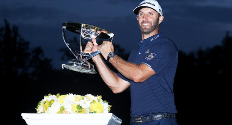 Dustin Johnson trở lại ngôi vị số 1 thế giới