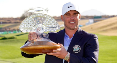 Brooks Koepka lộn ngược dòng giành chiến thắng đầy bất ngờ tại giải Waste Management Phoenix Open 2021 