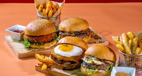 Marriott International tri ân khách hàng với chương trình" thưởng thức Burger và Bánh mì thứ 2 với giá chỉ 10,000 đồng "