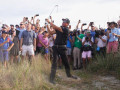 Vòng 3 PGA Championship: “Vua về nhì” Phil Mickelson tiếp tục dẫn đầu