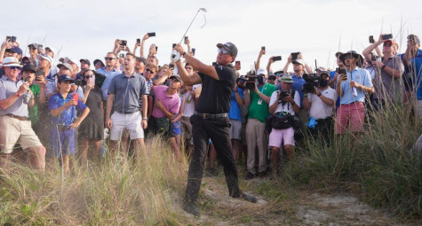 Vòng 3 PGA Championship: “Vua về nhì” Phil Mickelson tiếp tục dẫn đầu