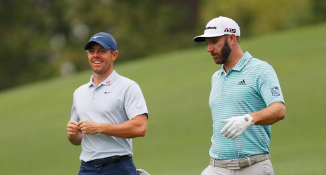 Rory McIlroy bất ngờ vượt mặt Dustin Johnson