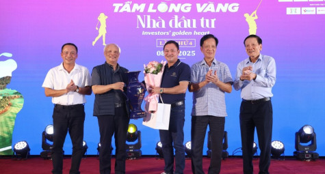 Hơn 140 golfer gây quỹ học bổng tại giải golf ‘Tấm lòng vàng Nhà đầu tư’ 2025