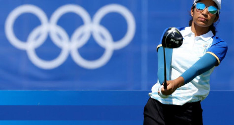 Nữ VĐV khiếm thính gây ấn tượng trong vòng mở màn Olympic