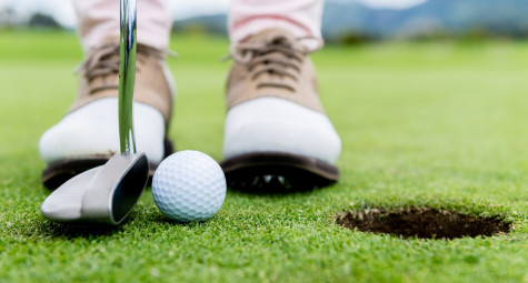 Các loại bóng golf phù hợp cho người mới chơi