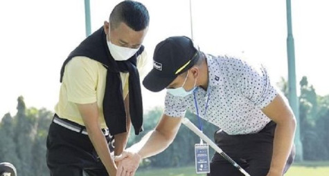 Học viên chương trình “Đào tạo HLV golf cấp độ 1” khóa 2 thực hành trên sân