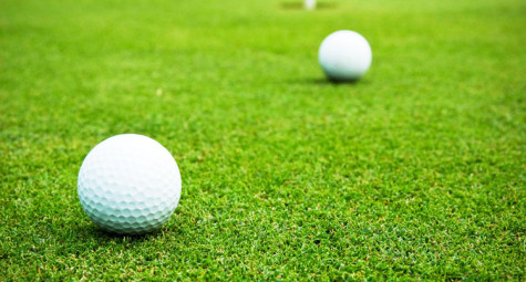 Phải làm gì khi 2 bóng golf va chạm nhau?