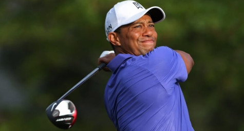 Những cú đánh chứng tỏ Tiger Woods là golfer vĩ đại nhất 