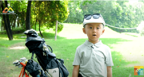 Vũ Khôi, golfer nhí siêu tài năng bịt mắt phát bóng 