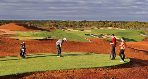 Nullabor Links: Choáng ngợp với sân golf dài nhất thế giới 