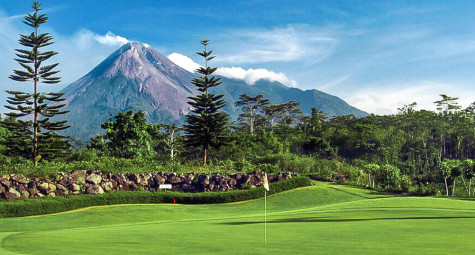 Merapi Golf Club: Sân golf dưới chân núi lửa