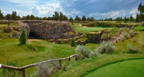 Pronghorn Golf Club: Sân golf độc đáo với nhiều hang động 