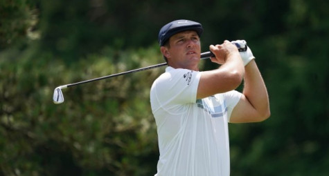 Byson DeChambeau có cú phát bóng gần 500 yards