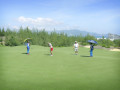 Thực hư chuyện Phó cục Thuế Bình Định khảo sát sân golf giữa mùa dịch