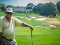 Golfer 79 tuổi chơi 1000 sân golf khác nhau trên khắp thế giới